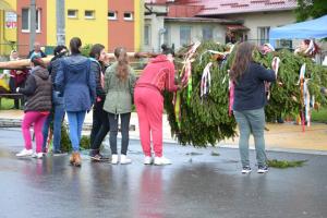 Stavanie mája_09.jpg